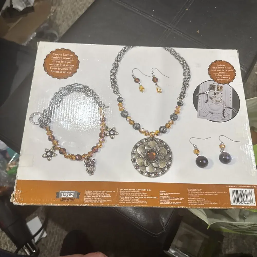 Premium De Primera Design & Style Starter Jewelry Kit! NIB Box Damage